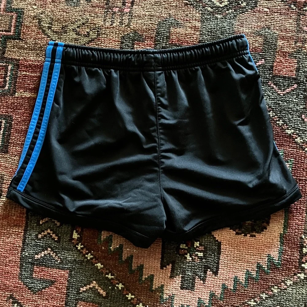 EUC Y2K/Vintage Adidas athletic shorts | Women’s Small - Picture 2 of 4